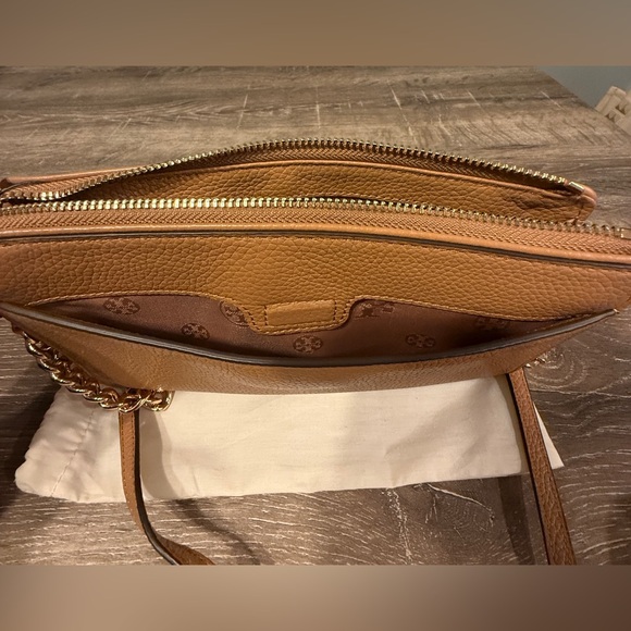 Tory Burch Carter Slim Crossbody, Tan - Picture 8 of 16